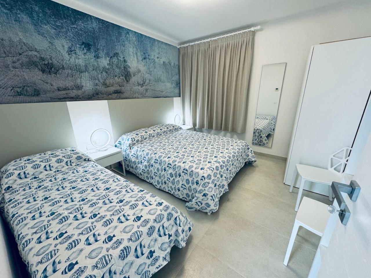 App4Rent Villa Zanetti - Appartamenti Con Spiaggia Privata Frontemare ليدو دي يسولو المظهر الخارجي الصورة
